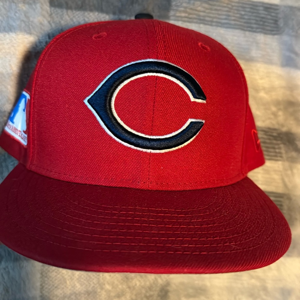 New Era Cincinnati Reds 100th year anniversary edition. Size 7 1/4.